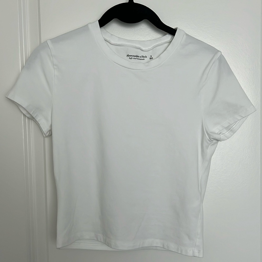 Soft A&F Essentials crop top